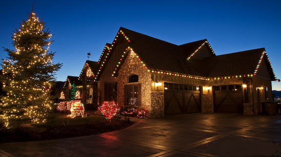 Expert Holiday Light Hanging Portland Oregon by CWAGS